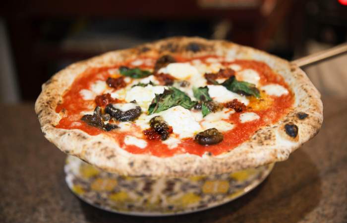 Pizzería Da Bruno: el secreto mejor guardado de la pizza napolitana está barrio Triana