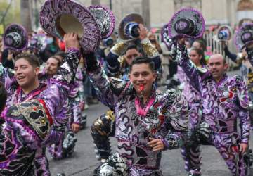 Con un gran y colorido carnaval en el centro se celebrará en Chile el Día de Bolivia 2024