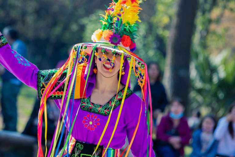 Día del Folclor 2024 se celebrará con pasacalle en Santiago centro