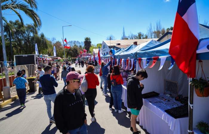 Las Fiestas Patrias en Maipú tienen una segunda patita en la Plaza de Maipú