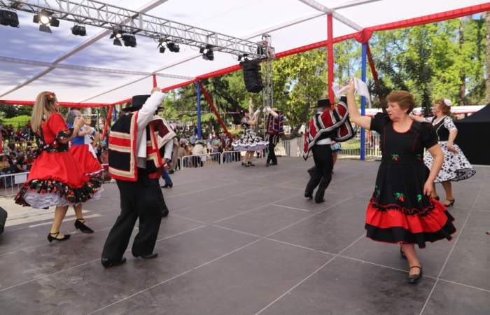 El 18 Chico se celebrará con música en vivo, comida chilena y entrada gratis en San Bernardo